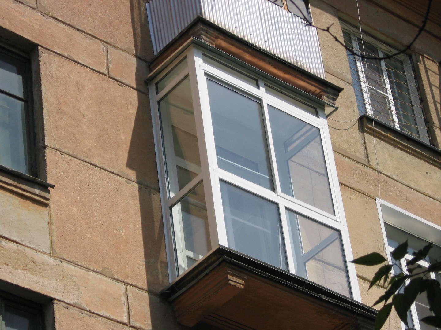 Французское панорамное остекление  раздвижными пластиковыми окнами профилем Veka в Мытищах