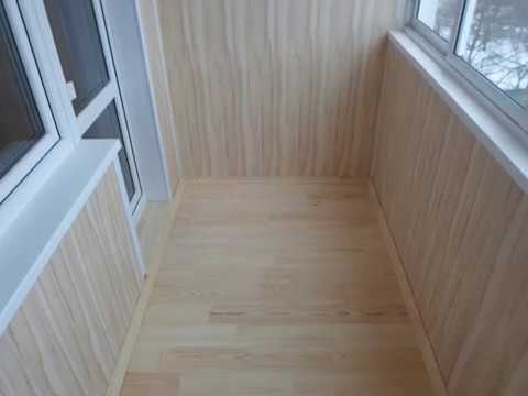 Теплое остекление балкона пластиковыми окнами со змеевидным водяным теплым полом в Мытищах