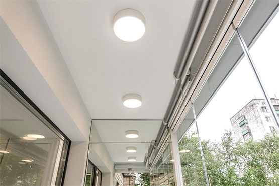 Потолочное освещение балкона в Мытищах