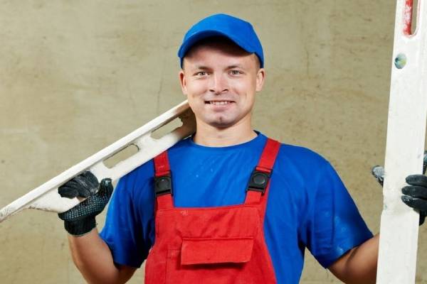 Остекление балконов в Мытищах