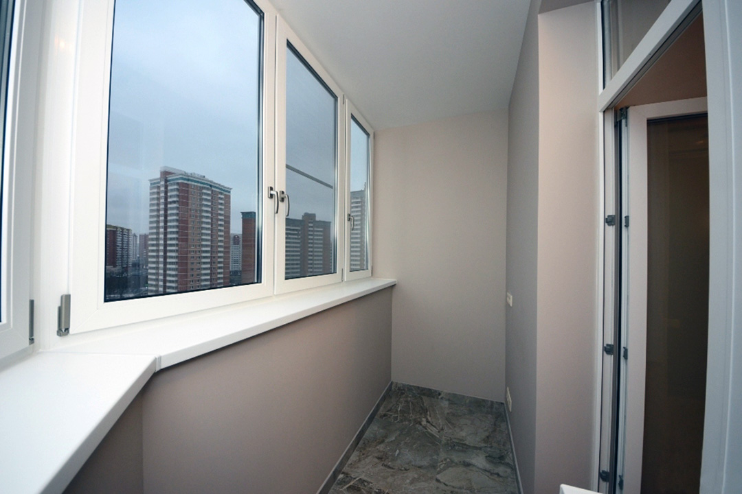 Отделка балконов и лоджий гипсокартоном в Мытищах