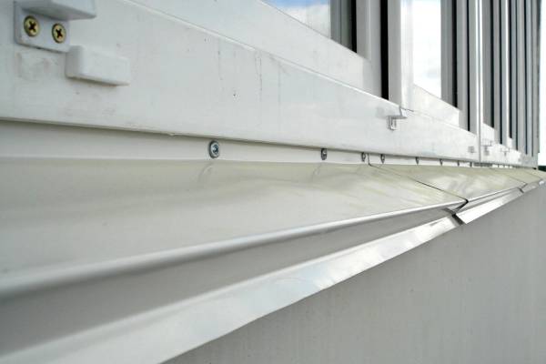 Остекление балконов в Мытищах